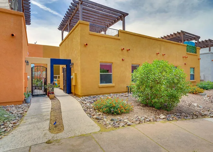 Adobe Townhome: Shop, Golf, Explore & More! Dom wakacyjny *