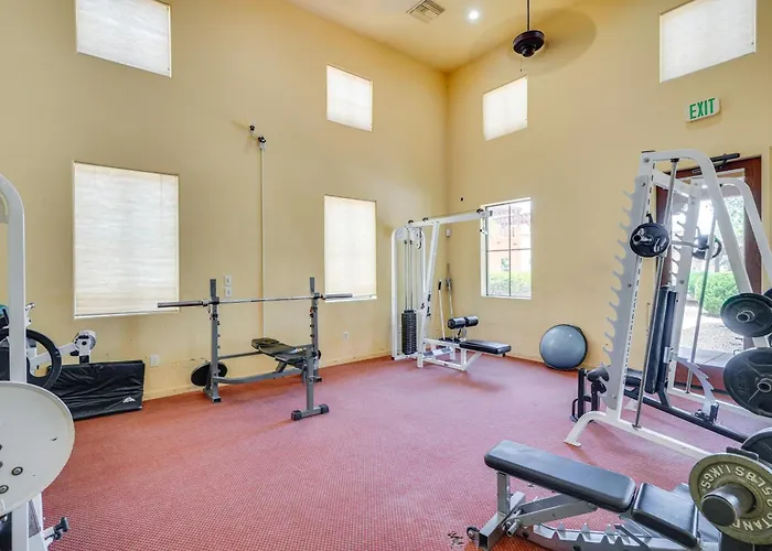 Adobe Townhome: Shop, Golf, Explore & More! *