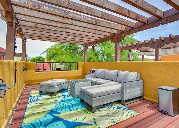 Adobe Townhome: Shop, Golf, Explore & More! *